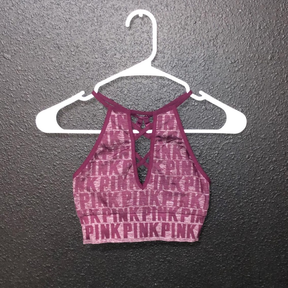 sports bra